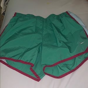 green kids nike shorts size XL